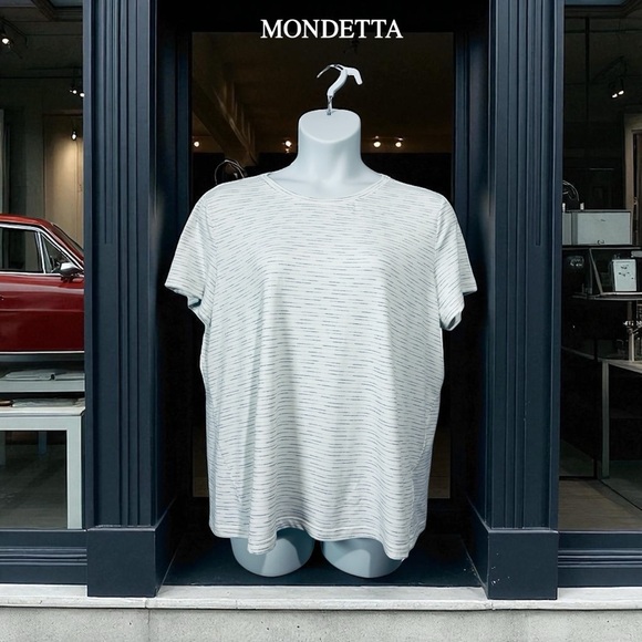 Mondetta, Plus Size Performance Tee, White With Subtle Stripes, Size XXL - Picture 1 of 9